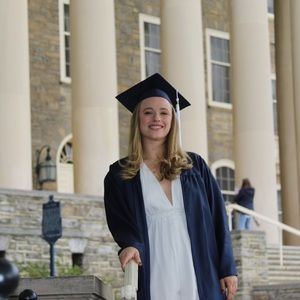 Meet your Posher, Juliette